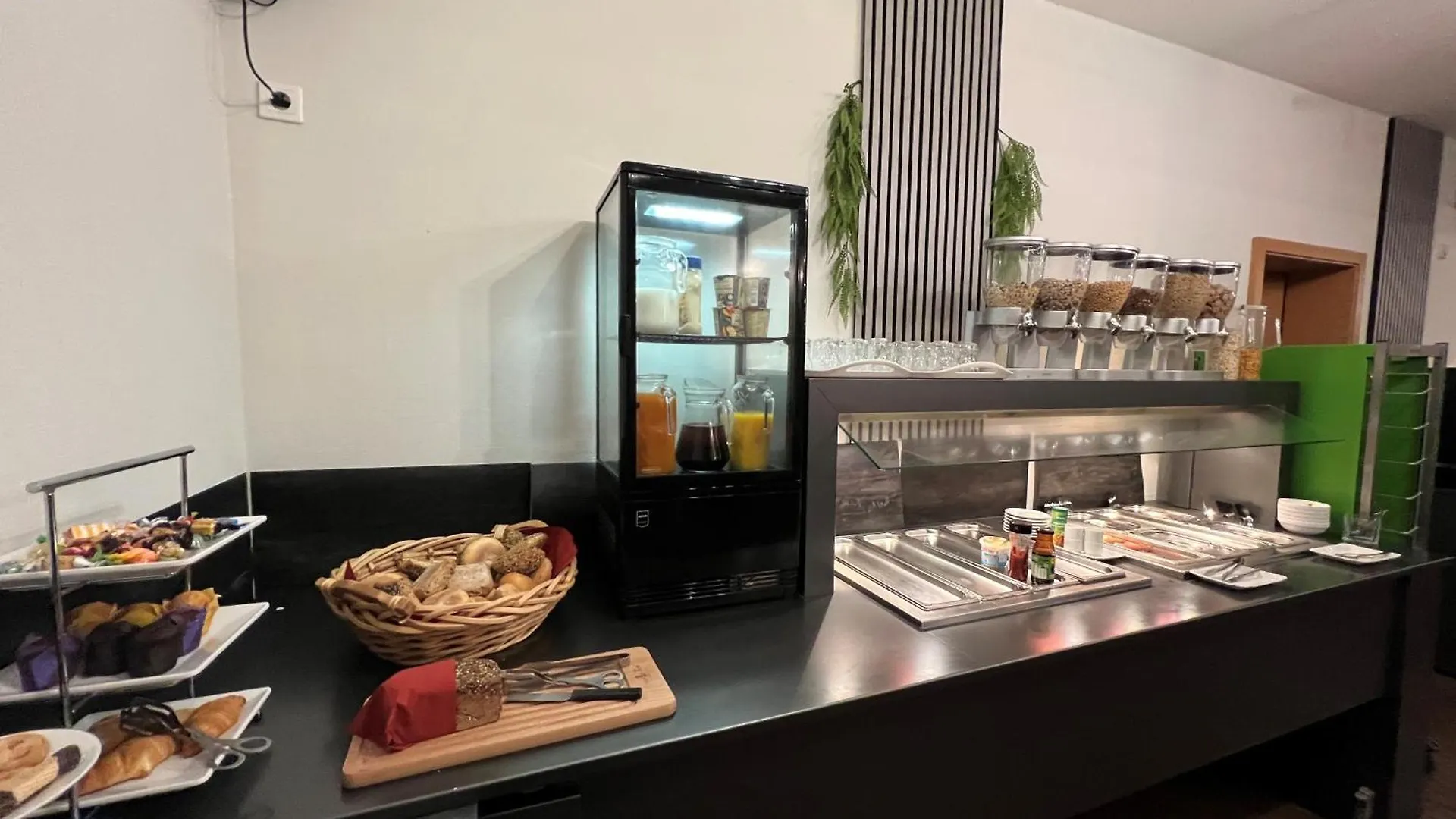 5 Flughafen-Hotels nahe Faust e.V. Hannover im Überblick